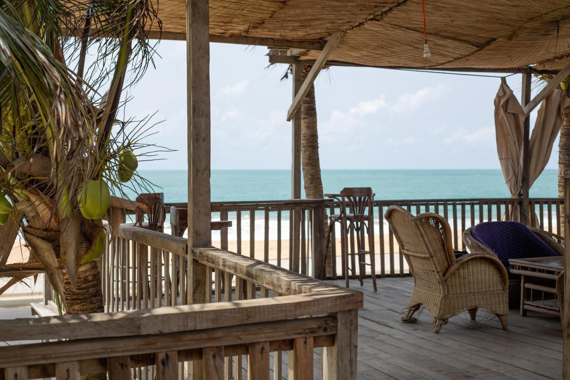 Tahiti Hotel โกโตนู ภายนอก รูปภาพ