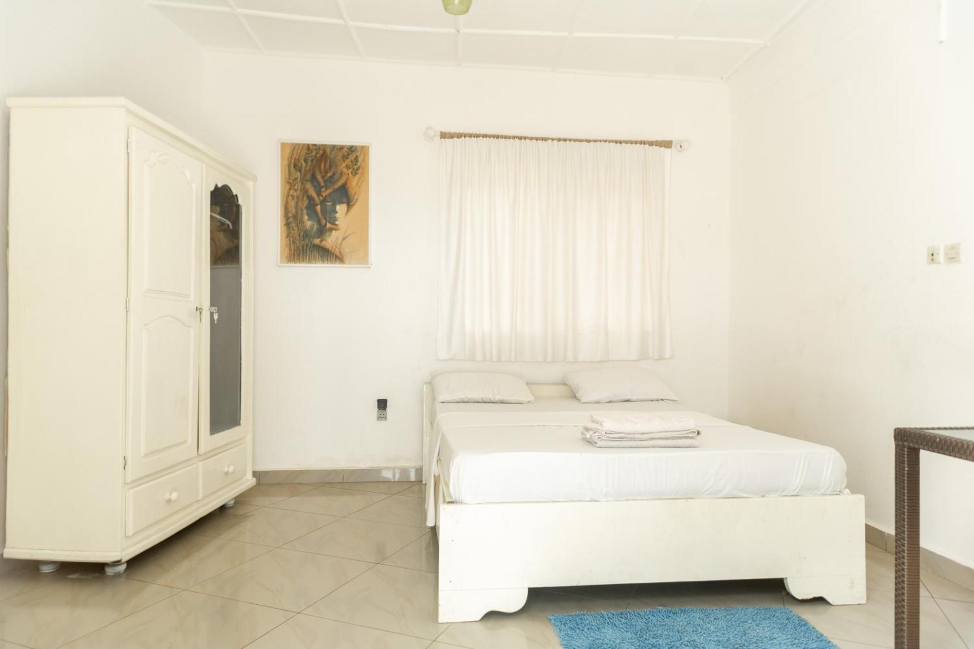 Tahiti Hotel โกโตนู ภายนอก รูปภาพ