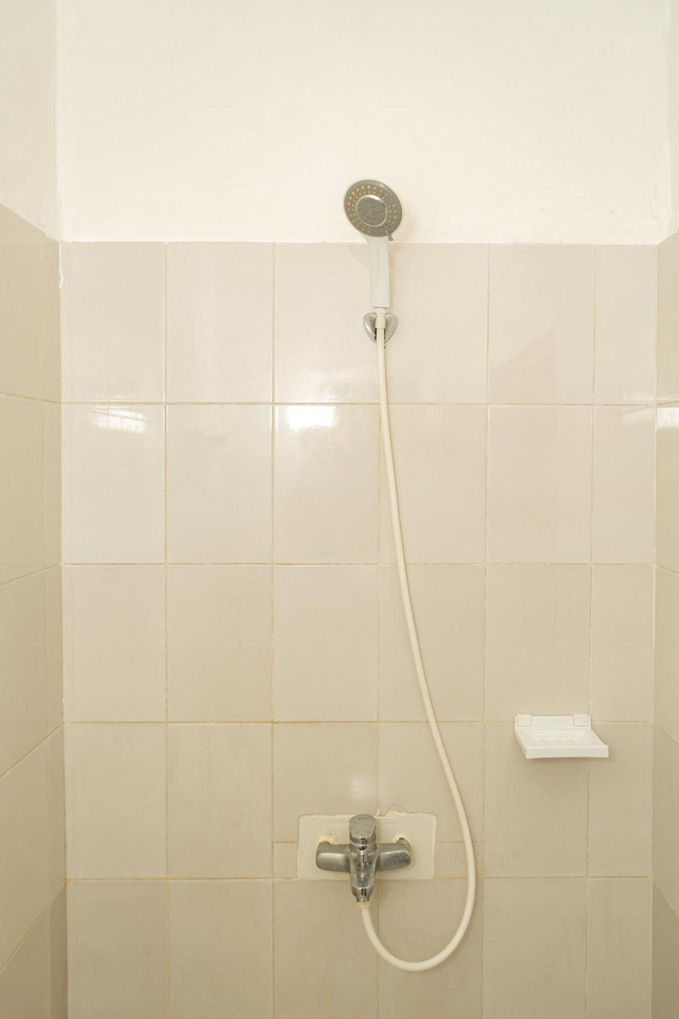 Tahiti Hotel โกโตนู ภายนอก รูปภาพ